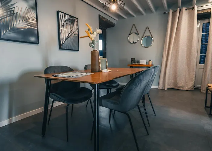 Stone House * Achadinha