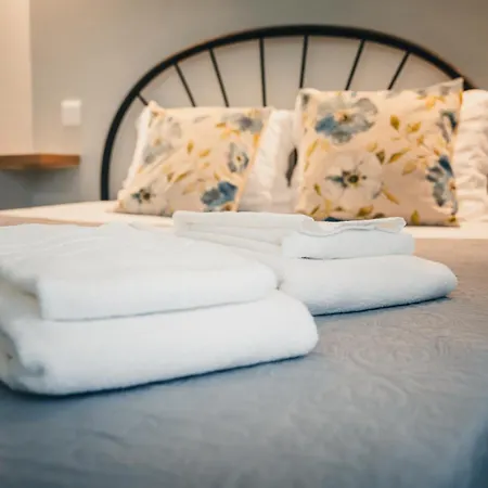 Stone House בית נופש Achadinha