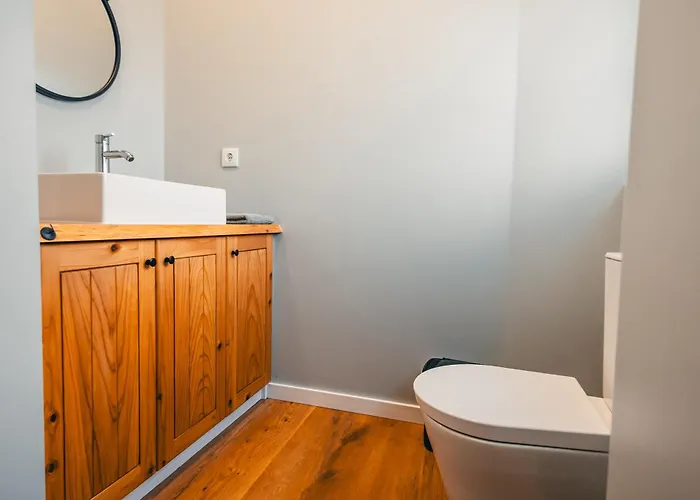 別荘 Stone House *